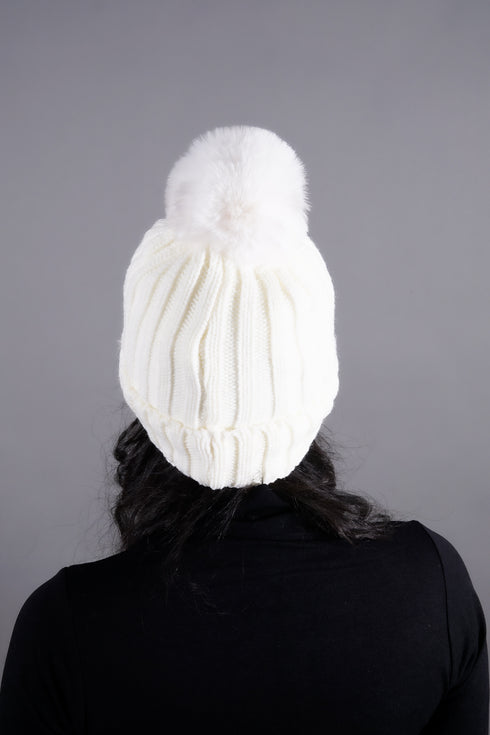 WINTER BABY (pom-pom)